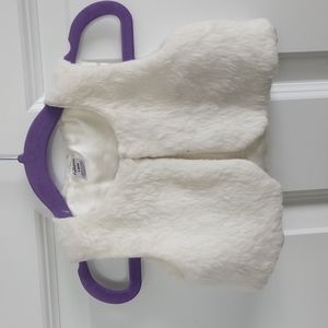 Baby Essentials faux fur vest